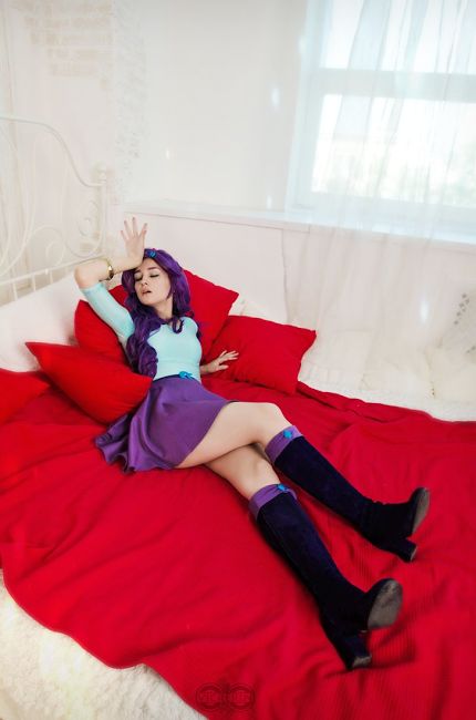 Equestria Daily: Cosplay Compilation #13 Rarity Mlp Cosplay, Rarity Cosplay, Rarity Costume, My Little Pony Cosplay, Pony Costume, Mlp Cosplay, Adult Dress, My Little Pony Rarity, My Little Pony Costume