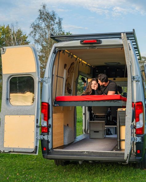 Ducato Camper, Unique Beds, Side Wall, Garden Shed, Race Track, Motorsport, Van