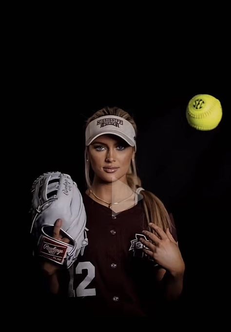 Softball Individual Pictures, Softball Photoshoot Ideas, Ariel Photoshoot, Softball Catcher Pictures, Softball Portraits, Softball Team Photos, Softball Poses, Softball Pictures Poses, Softball Picture