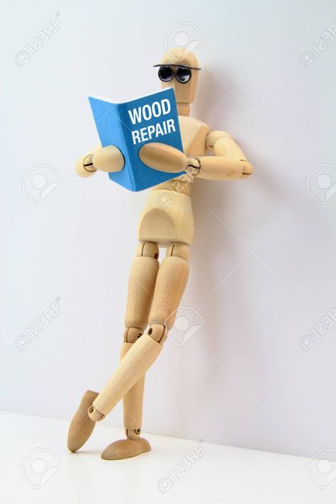 Art Mannequin Poses, Mannequin Art Ideas Projects, Painted Wooden Mannequin, Wooden Art Mannequin, Gestalta Ikea Ideas, Wooden Mannequin Poses, Cleaning An Oven, Wooden Manikin, Mannequin Poses