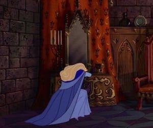 Old Disney Movies, Beauty Movie, Sleeping Beauty 1959, Quotes Celebrities, Disney Princess Aurora, Bedroom Wall Collage, Disney Collage, Wallpapers Quotes, Disney Sleeping Beauty