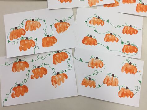 Pumpkin Patch artwork - paint - knuckle paint - preschool - I am the vine, you are the pumpkins Pumpkin Fist Painting, Knuckle Print Pumpkins, Finger Pumpkin Painting, Knuckle Pumpkin Prints, Pumpkin Patch Handprint Art, Pumpkin Vines Painting, Pumpkin Finger Painting, Pumpkin Activities Preschool Crafts, Pumpkin Art Preschool