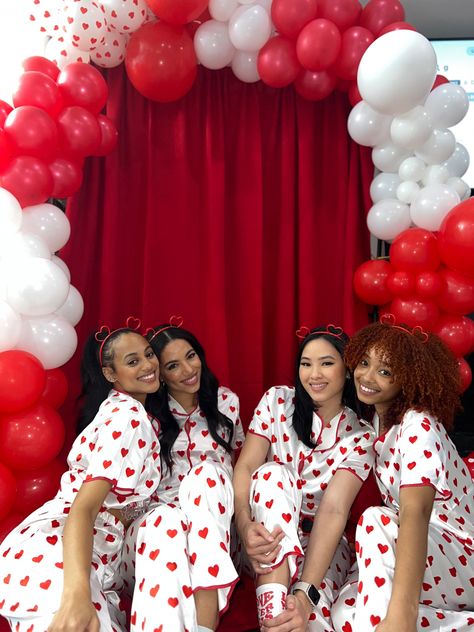 #blackgirlhair #blackgirl #galentinesdayparty #valentinesdaydecorations #girlgang Galentines Party Black Women, Galentines Pj Party, Galentines Sleepover, Valentines Day Party Ideas, Galentines Day Ideas, Valentines Party Decor, Hosting Ideas, Pj Party, Lifestyle Goals