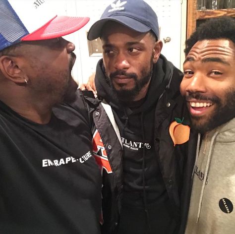 𝙷𝚃𝙸𝙴𝙺𝙰𝙻 Stanfield on Instagram: “Dynamic trio 🚲” Atlanta Show Wallpaper, Darius Atlanta, Atlanta Fx, Brian Tyree Henry, Lakeith Stanfield, Dynamic Trio, Atlanta Show, Music Pics, Donald Glover