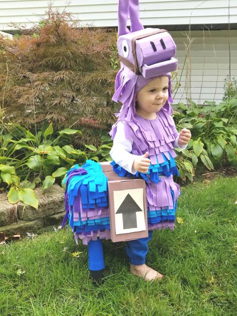 Diy fortnite baby llama This was such a fun costume to make!! He even won 2 contests!! And was a huge hit with all the kids!! Fortnite Llama Costume, Fortnite Costume Ideas, Pj Fortnite, Diy Fortnite Costume, Fortnite Halloween Costume, Llama Costume, Fortnite Halloween, Fortnite Llama, Fortnite Cosplay