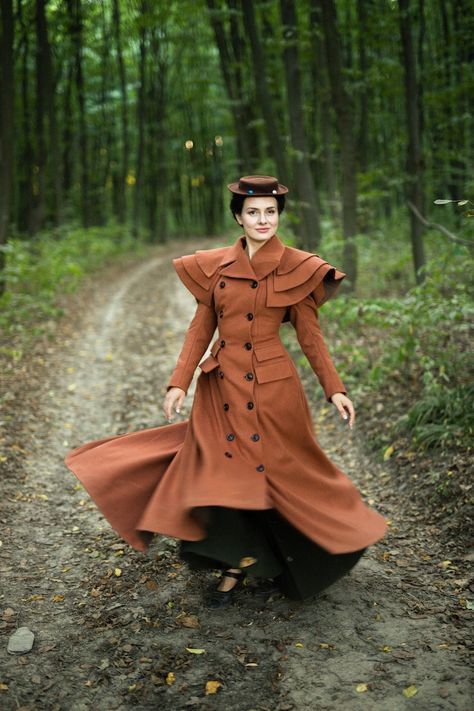 Coat solomiya in Edwardian Style Vintage Style - Etsy UK Victorian Coat Women, Modern Edwardian Fashion, Steampunk Clothes, Victorian Coat, Edwardian Style, Gibson Girl, Womens Jackets, Edwardian Fashion, Fantasy Clothing