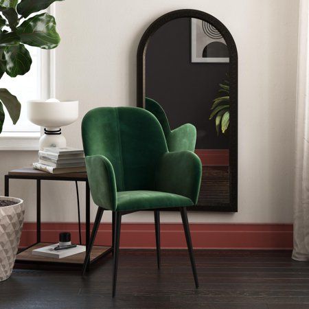 Emerald Green Bedrooms, Green Accent Chair, Green Velvet Chair, Queer Eye, Boho Chair, Chair Metal, Vintage Pop, Velvet Accent Chair, Long Drive