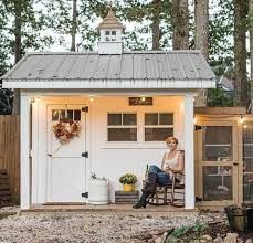 Joanna Gaines Chicken Coop, Chicken Coop Colors, Garage Chicken Coop, Luxury Chicken Coop, Farmhouse Chicken Coop, Rainbow Eggs, Window Frame Colours, Australorp Chicken, Cute Chicken Coops