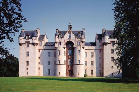 Fyvie Castle Fyvie Castle, Braemar Castle, Castle Fraser, Castle Exterior, Bonnie Prince Charlie, Tower Apartment, Garden Estate, Castle Mansion, Castle Tower