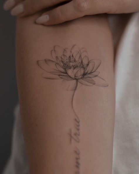 Anastasia Tattoo, Mandala Flower Tattoos, Flowers Orchids, Cool Wrist Tattoos, Beautiful Flower Tattoos, Vine Tattoos, Forearm Tattoo Women, Lily Tattoo, Tattoo Script