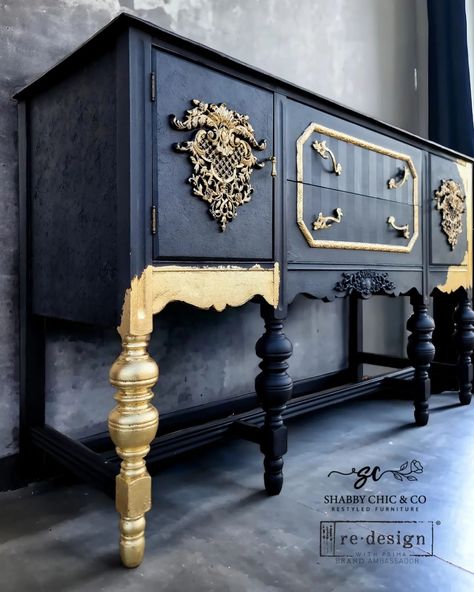 Refinish Sideboard, Refurbed Furniture, Metallic Painting, Painted Dressers, Baroque Interior, Cedar Furniture, Furniture Finish, Re Design, Baroque Decor