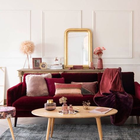 Burgundy Couch, Red Sofa Living, Red Sofa Living Room, Red Couch Living Room, Glam Sofas, Burgundy Sofas, Burgundy Living Room, Contemporary Decor Living Room, Red Couch