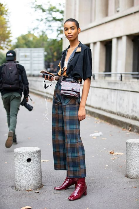 Fashion Trend Forecast, Milan Fashion Week Street Style, Leandra Medine, Giovanna Battaglia, Anna Dello Russo, New Street Style, Feminine Fashion, Paris Fashion Week Street Style, Red Boots