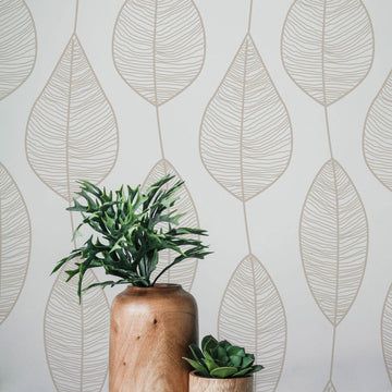 Bathroom Wallpaper Accent Wall, Livettes Wallpaper, Leaf Mural, Luxury Feeling, Wallpaper Classic, Matte Wallpaper, Textile Wallpaper, Wallpaper Interior Design, Wallpaper Interior