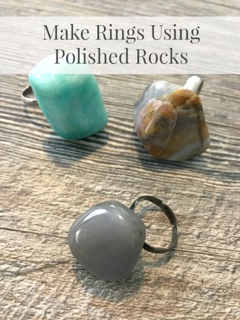 How to make Rock Rings! Really easy steps and a great gift! Diy Rock Earrings, How To Make Rocks, Rock Projects, Rock Ring, Rock Tumbling, Diy Jewelry Making Tutorials, Rock Rings, Money Makers, Stones Jewelry