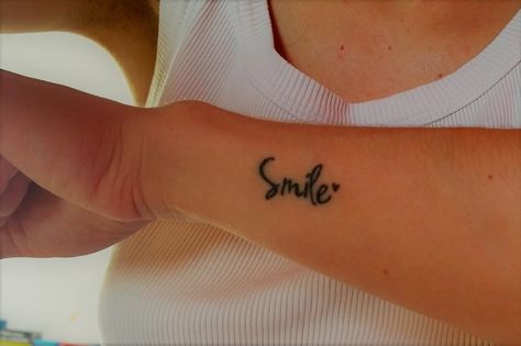 Smile Tattoo, Body Spa, Print Tattoos, Paw Print Tattoo, Fish Tattoos, Jesus Fish Tattoo, Paw Print, Tattoo Ideas, Spa