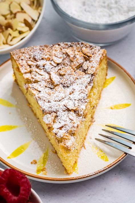 This mouthwatering cake is flavored with almonds and is so delicious. It's an Italian recipe and you're going to love how easy it is to make. Olive oil keeps the cake moist, almond flour adds a nutty flavor and then there are eggs in there to keep the cake moist and fluffy. If you love Italian flavors, especially sweet treats, you're definitely going to love the flavors in this wonderful almond cake. Enjoy a slice with a coffee, cup of tea or any drink. It's a nice sweet snack or dessert option. Almond Tea Cake, Italian Almond Cake Recipe, Italian Almond Cake, Almond Tarts, Pear And Almond Cake, Almond Desserts, Almond Tea, Almond Yogurt, Almond Cake Recipe