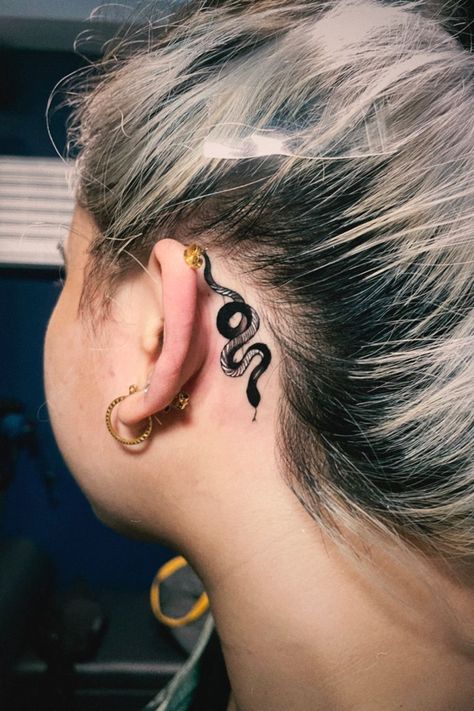 Behind The Ear Tattoo Ideas Snake, Side Neck Tattoos Women Snake, Medusa Tattoo Behind Ear, Small Snake Tattoo Behind Ear, Snake Back Of Neck Tattoo, Snake Tattoo Behind The Ear, Behind The Ear Snake Tattoo, Ear Snake Tattoo, Neck Tattoo Snake