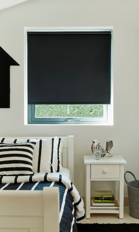 Black Blinds Bedroom, Roller Blinds Bedroom, Blinds Bedroom, Modern Roller Blinds, Black Blinds, Blinds Window, Fun Wall Art, Custom Window Blinds, Skylight Blinds