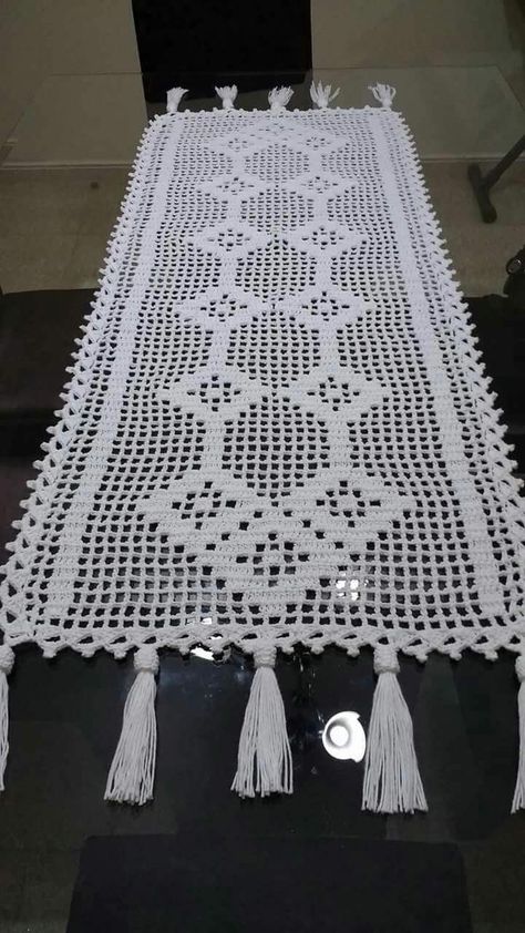 Hippie Crochet Patterns, Taplak Meja Crochet, Crochet Curtain Pattern, Fillet Crochet Patterns, Diy Crafts Crochet, Free Crochet Doily Patterns, Crochet Table Runner Pattern, Crochet Dollies, Crochet Bedspread Pattern