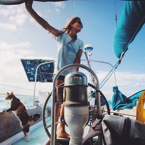 For ten years, surfer and environmentalist Liz Clark has been exploring the Pacific Ocean via a 40-foot boat named Swell. She first set sail from her Women Sailing, Sail Life, Boat Names, Sailing Boats, Sailing Adventures, Cat Travel, Longboards, French Polynesia, Set Sail