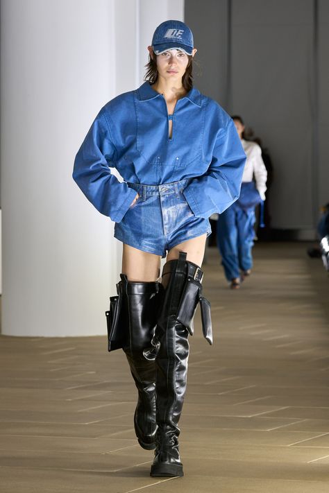 Denim Fashion Women, Fashion D, Lee Denim, Dion Lee, Denim Trends, Fashion Week Runway, Stage Outfits, Spring 2024, Contemporary Fashion