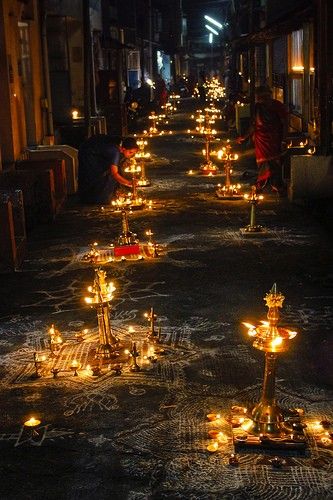 Karthigai Deepam : The Festival of Lights, Story and Significance Karthika Deepam, South Indian Culture, Karthigai Deepam, Happy Deepavali, India Festival, Festival Aesthetic, Festival Photography, Diwali Party, Goddess Artwork