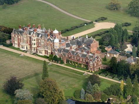 Stunning Gardens, Sandringham House, Alexandra Of Denmark, Sandringham Estate, Norfolk England, Country Retreat, Farm Cottage, English Manor, Manor Houses