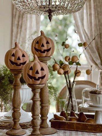 Pumpkins On Fireplace Hearth, Expensive Halloween Decorations, Boho Fall Halloween Decor, Lori Mitchell Halloween Display, How To Mix Fall And Halloween Decor, French Country Halloween Decor, Halloween Vignettes Decorating Ideas, Halloween Decor 2024, Fall 2024 Decor Trends