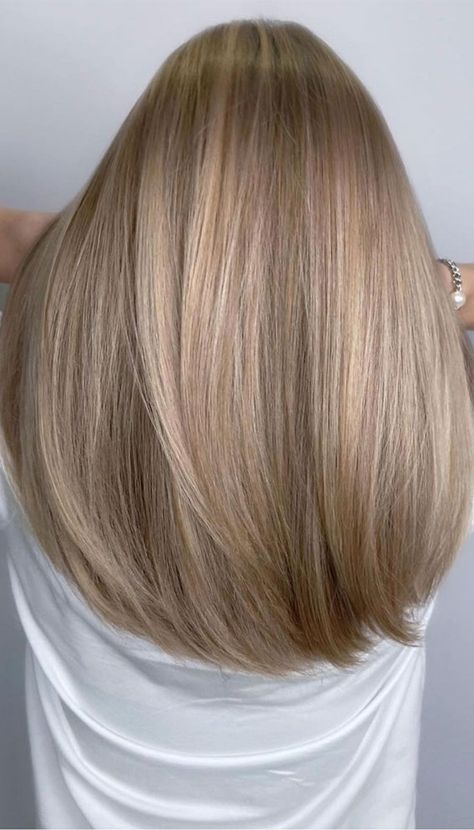 50 Fabulous Fall Hair Color Ideas For Autumn 2022 : Wheat Blonde Medium Length Dark Autumn Blonde Hair, Wheat Blonde Hair Color, Medium Length Hair Blonde Highlights, Hair Highlights Medium Length, Blond Fall Hair Color, Medium Length Dark Blonde Hair, Short Dark Blonde Hair With Highlights, Dark Blonde Medium Length Hair, Short Hair Dark Blonde