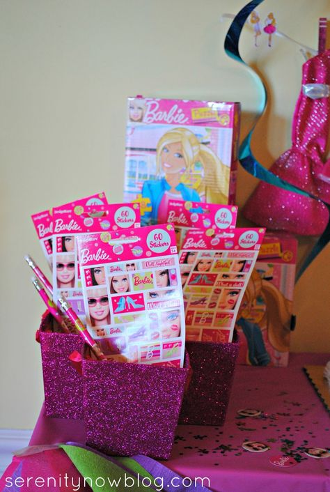 Barbie Party Goodie Bags, Barbie Goodie Bags, Goody Bag Ideas, Goodie Bag Ideas, Barbie Bday, Girl Parties, Barbie Theme Party, Birthday Party At Home, Girl Bday Party