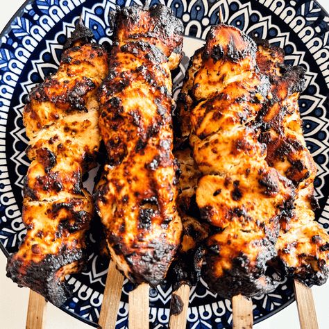 Air Fryer Greek Chicken, Chicken Thigh Recipes Air Fryer, Greek Chicken Kabobs, Greek Yogurt Chicken, Large Air Fryer, Yogurt Chicken, Greek Seasoning, Chicken Kabobs, Rice Pilaf