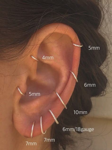 Popular Piercings For Women, Standard Lobe Piercing, Piercing Your Own Ear, Helix Aesthetic, Ear Piercings With Gauges, Ear Piercings Silver, Helix Ideas, Helix Piercing Ideas, Ear Piercing Chart