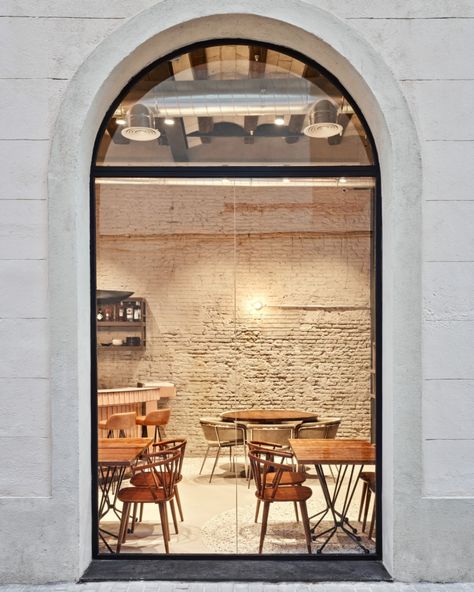 Hospitality Snapshots (@hospitalitysnapshots) • Instagram photos and videos Arched Opening, Restaurant Door, Barcelona Restaurants, Restaurant Pictures, Smooth Concrete, Terrazzo Tile, Terrazzo Tiles, Traditional Building, Arched Windows