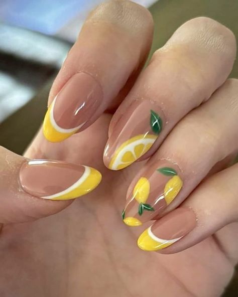 Bethany (Bee 🐝) | Luxury Press On Nail Artist on Instagram: "Love to see Ellen loving her latest set !! And they’re giving off summer vibes already!  🍋Who is on board with the lemon trend this season?  These are just SO cute 🤩   Short Round Après nails and that perfect glossy shine - you already know it’s @by.chloenails glossy top coat  #lemons #lemonnails #citrus #citrusnails #lemonnailart #fruitnails #fruitnailart #lemonnails🍋 #shortnails #frenchtips #doublefrench #yellownails #shortnailart #yellownailart #nails #pressons #presson #pressonnails #pressonnailsforsale #nailsnailsnails #nailsofinstagram #nailart #spring #springnails #springnailart #springnaildesign #seasonalnails #beeimpressednails #tpa #thepressoncollective" Lemonade Nails Designs, Summer Nails Citrus, Lemon Nail Art Designs, Limon Nail Art, Lemon On Nails, Yellow Nails With Lemons, Cute Lemon Nails, Short Lemon Nails, Lemon Nail Ideas