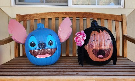 Lilo Pumpkin Painting, Pumpkin Painting Ideas Stitch, Lilo And Stitch Pumpkin Painting, Stitch Painted Pumpkin, Stitch Pumpkin Painting, Lilo And Stitch Pumpkin, November Decorations, Diy Pumpkins Painting, Pumpkin Competition