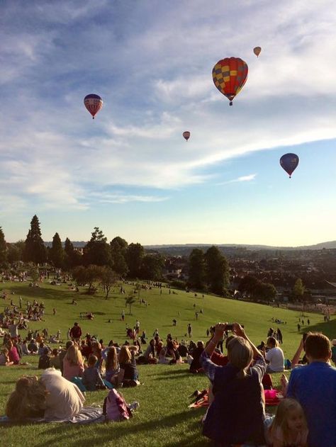 Bristol Balloon Fiesta 2016 insider’s guide | where to watch, where to park | The Bristol Parent | Bloglovin’ Things To Do In Bristol England, Hot Balloon Festival, Bristol Balloon Fiesta, City Of Bristol, Vintage Neon Signs, Healing Journey, Uk Travel, Bristol, Summer Time