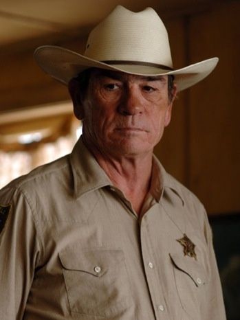 Sheriff Ed Tom Bell in "No Country for Old Men" (2007) No Country For Old Men, Simon Pegg, Josh Brolin, Tommy Lee Jones, Javier Bardem, Western Movie, Best Supporting Actor, Tommy Lee, Celebrity Travel