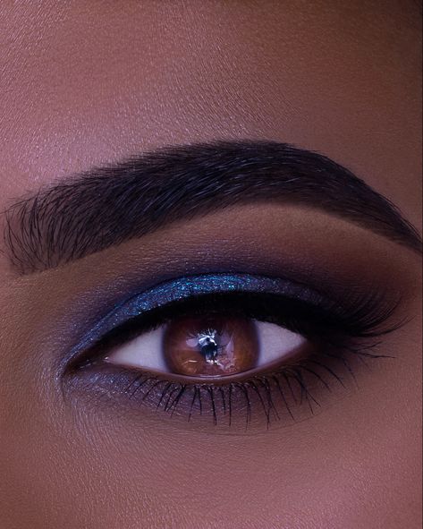 Eye Look For Brown Eyes, Eyeshadow Inspiration, Perfect Eyeshadow, Blue Smokey Eye, Eyeshadow For Brown Eyes, Deep Skin, Blue Eyeshadow, Eye Look, Smokey Eyes