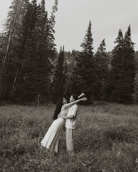 Pouring rain and rainbows 🌧️ #engagement Engagement Photos With Movement, Engagement Photos Rain, Couple Rain Photoshoot, Rain Engagement Pictures, Couples Rain Photoshoot, Rain Photoshoot, Pouring Rain, Rainbow Rain, Engagement Picture