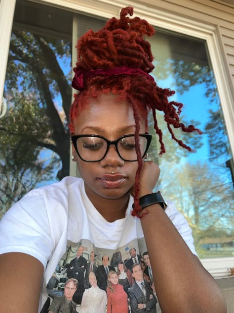 Red Locs On Dark Skin Women, Locs With Red Tips, Orange Red Locs Black Women, Red Dyed Locs Black Women, Pink And Red Locs Black Women, Coloured Locs, Female Dreads Hairstyles, Ginger Locs, Female Dreads