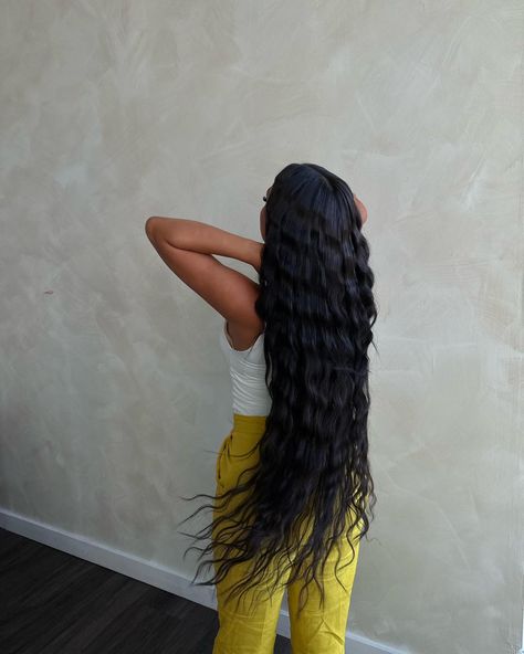 Black Hair Inspiration, V Hair, Hair Inspiration Long, Jet Black Hair, Crimped Hair, Pretty Braided Hairstyles, Hair Creations, Hair Laid, Dope Hairstyles