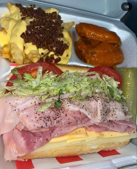 Food Plates Ideas To Sell, Food Sale Ideas, Food Plates, Gourmet Sandwiches, Scrumptious Food, Sub Sandwiches, Sleepover Food, Get Money, Shredded Lettuce