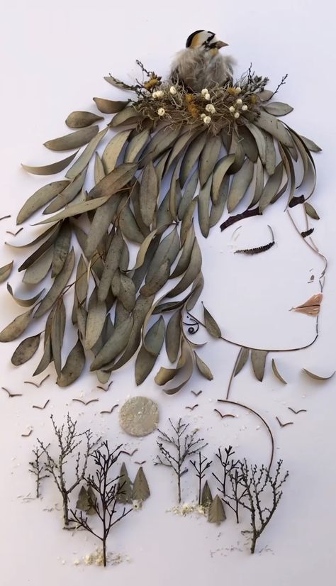 Art Using Nature Materials, Art Made With Nature, Leaf Collage Art, Dry Leaf Craft, Art Made From Nature, Art Using Nature, Dried Flowers Crafts, Dry Leaf Art, Leave Art