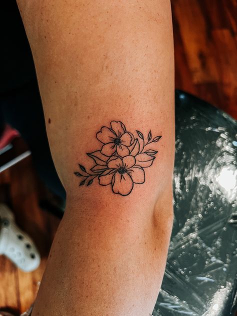 Quince Flower Tattoo, Small Flower Tattoos Black Women, Ilima Flower Tattoo, Tiny Flower Tattoo Simple No Stem, Prettiest Flower Tattoo, Poinciana Tattoo, Flower Growing Tattoo, Magnolia Blossom Tattoo, Filipino Flower Tattoo