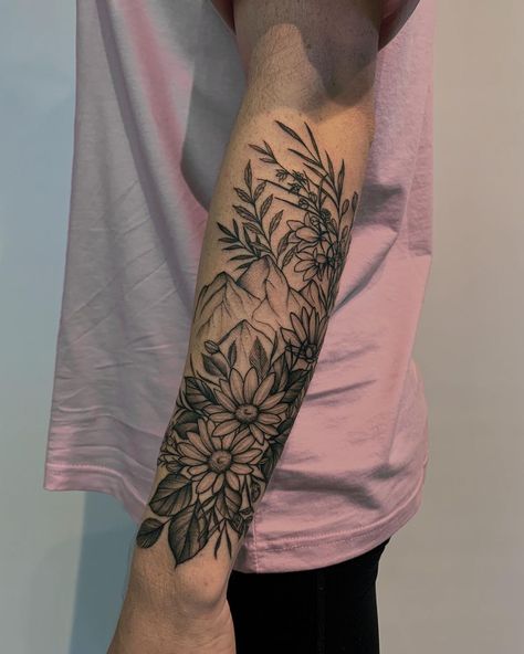 Mistletoe Tattoo, Mountain Sleeve Tattoo, Cowgirl Tattoos, Cowboy Tattoos, Tattoos Infinity, Tattoos Mandala, Wildflower Tattoo, Western Tattoos, Forarm Tattoos