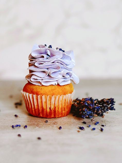 Lavender Cupcakes, Blueberry Lavender, Blueberry Compote, Cupcake Tins, Food Thermometer, Meringue Buttercream, Swiss Meringue, Swiss Meringue Buttercream, Blueberry Muffin