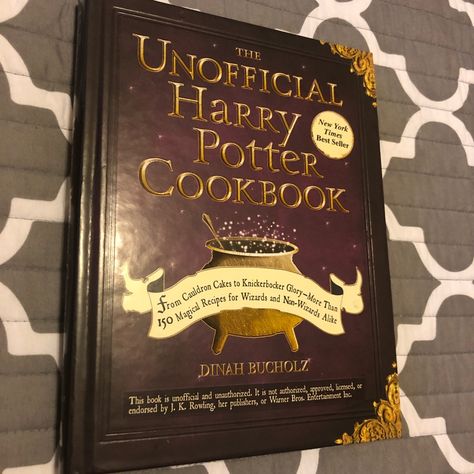 The Unofficial Harry Potter Cookbook Ny Times Bestseller. In Excellent Condition With No Flaws. I Never Used It Or Tried Any Recipes. Bundle And Save. I Ship Next Day! Harry Potter Books According To Draco, Harry Potter Cookbook, Harry Potter Book Editions, Books Like Harry Potter For Adults, Harry Potter Collectors Edition Books, Harry Potter Books, Purple Gold, Ny Times, Best Sellers