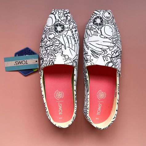 Never Worn, Still Has Tags! Limited Edition Toms Comfy Slip-Ons, White Coloring Book Pattern Womens Toms, Toms Shoes, Loafer Flats, Loafers, Coloring Books, Slip On, White, Books, Women Shopping