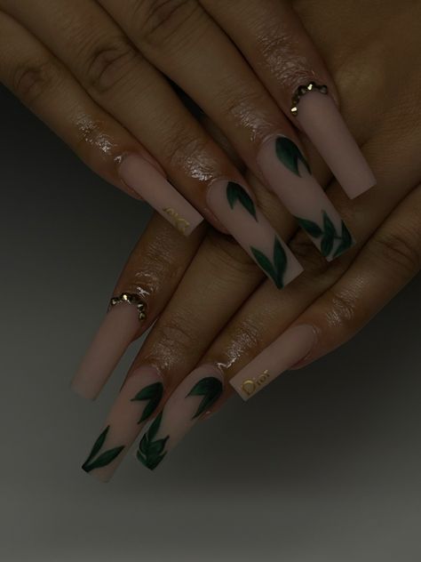 NUDE NAILS GREEN FLOWER Green And Nude Acrylic Nails, Green Nude Nails, Nude And Green Nails, Green And Nude Nails, Dark Green And Gold Nails, Pretty Nude Nails, Dark Green Nails With Gold, Brown And Green Nails, Forest Green Nail Designs